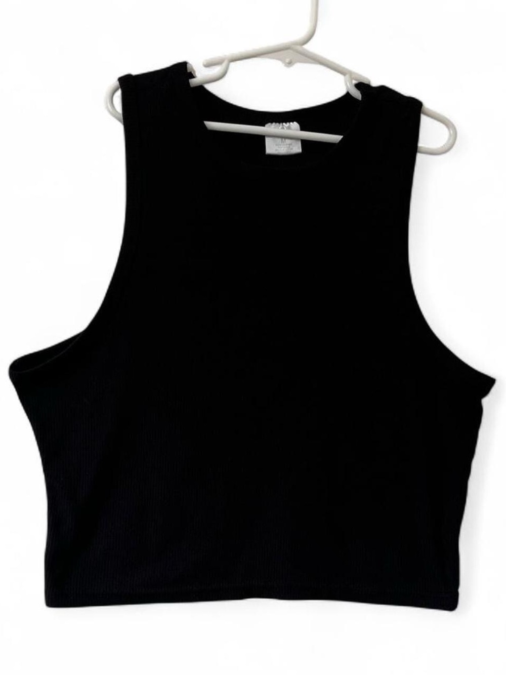Women’s Medium Black Cropped Ribbed Tank Top Summer Stretch Real Essentials EUC